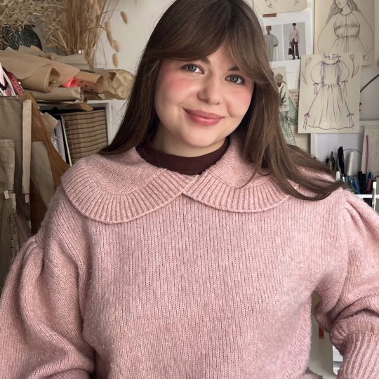 Johana Skálová - podcast Šatníky, Rádio Wave / Český rozhlas, 2026